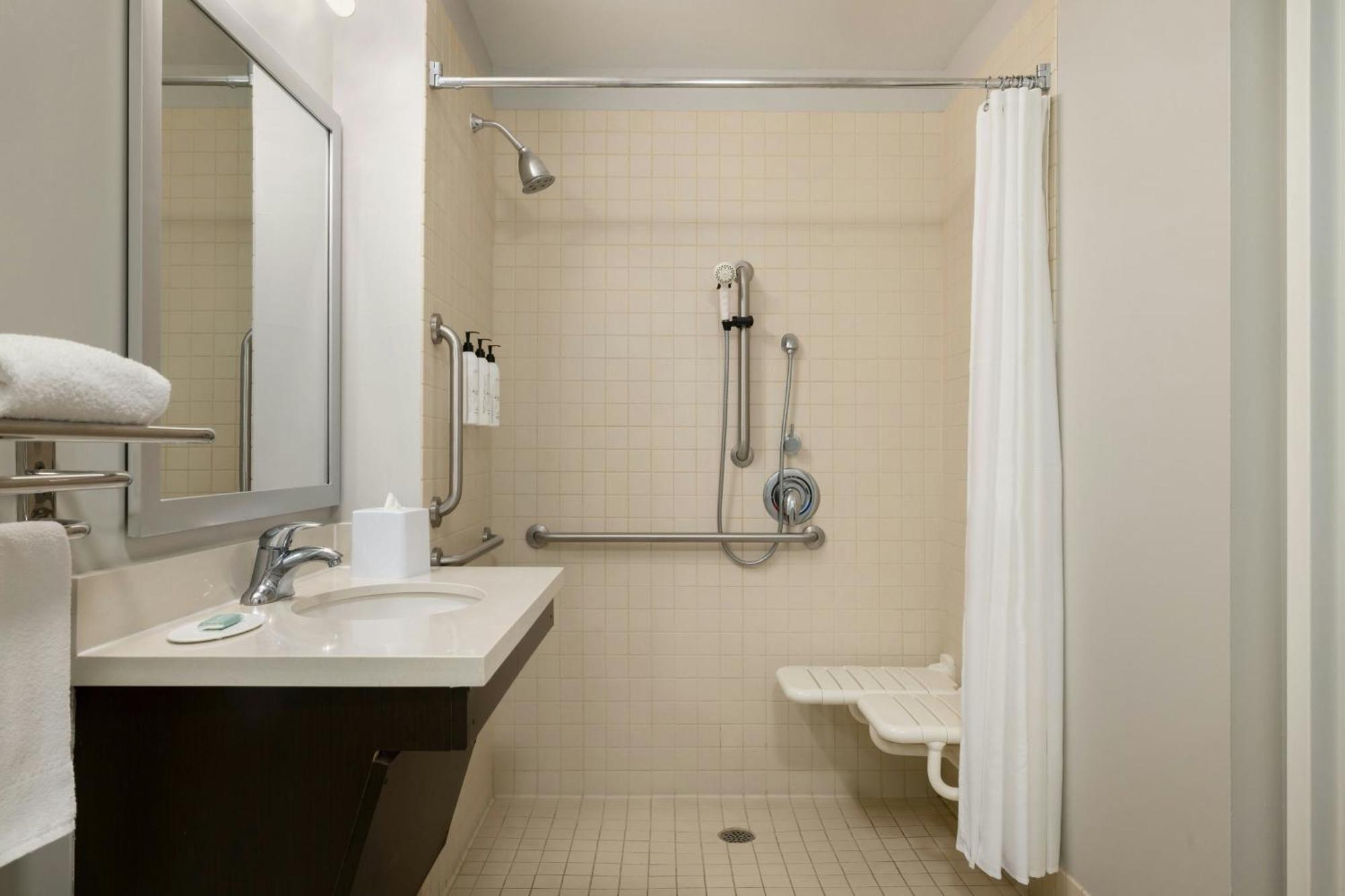 Towneplace Suites By Marriott Alexandria Esterno foto