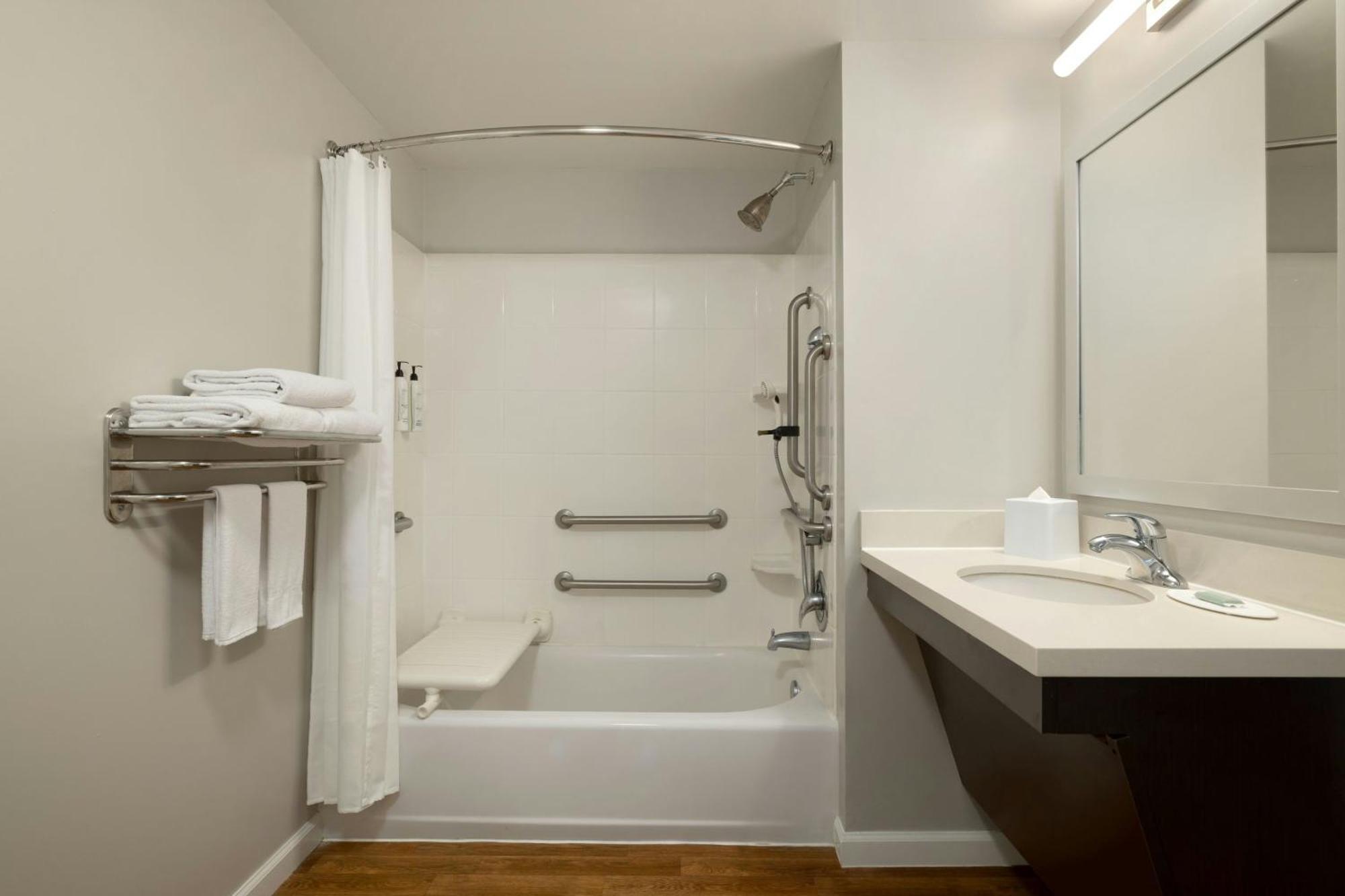 Towneplace Suites By Marriott Alexandria Esterno foto